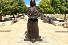 PTH_FOM-10.12.22_1863FAV